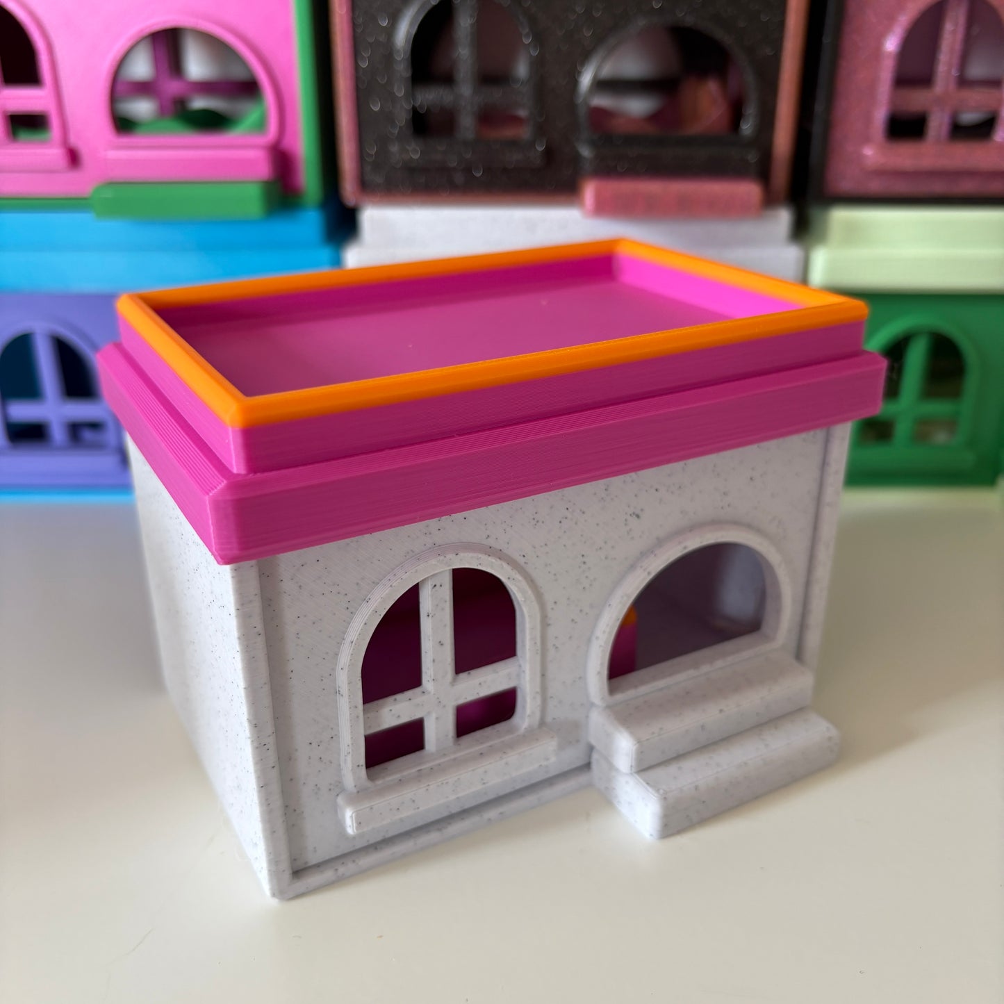 🐾  3D Printed Hutch with Adoptable Pet of Your Choice!  🐾