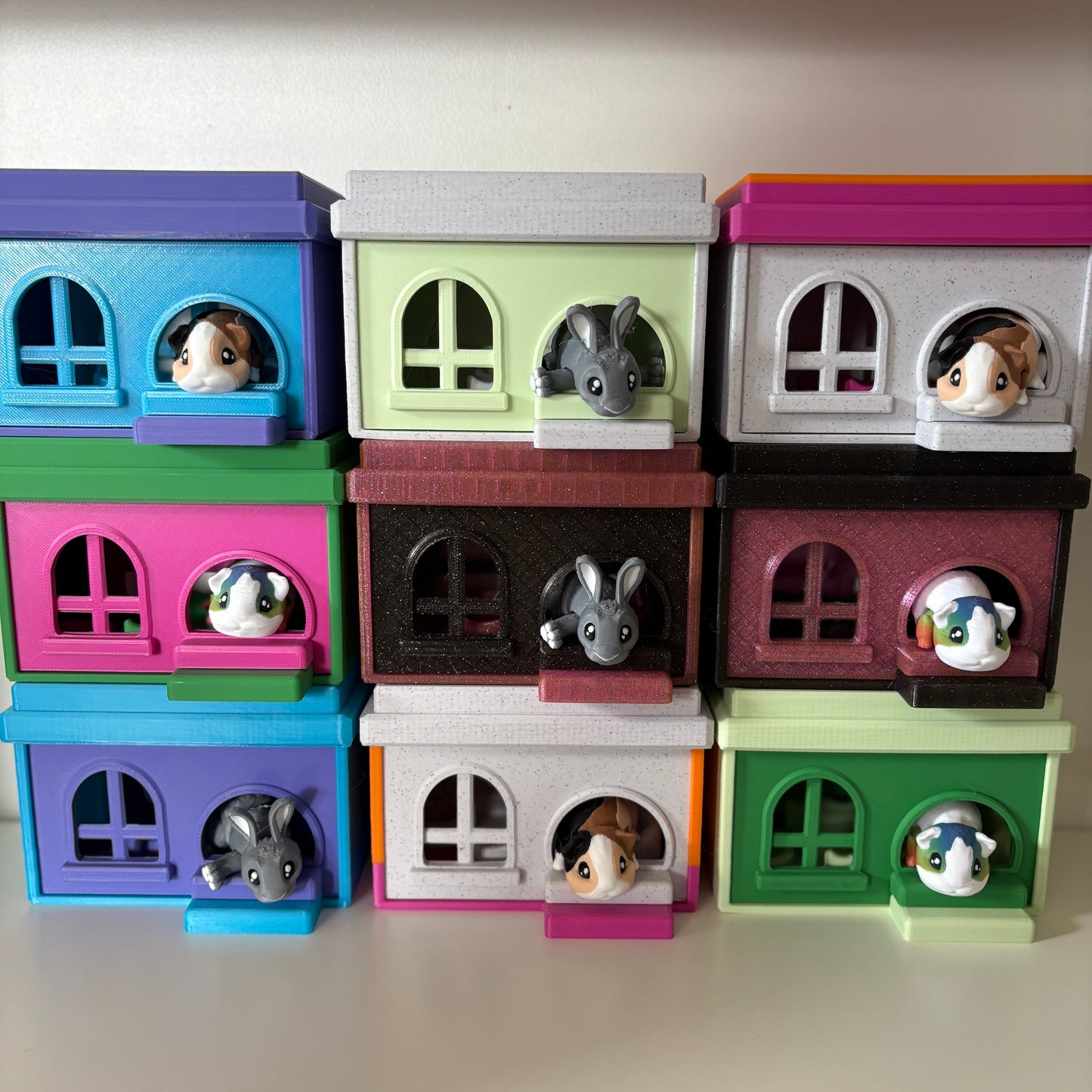 🐾  3D Printed Hutch with Adoptable Pet of Your Choice!  🐾