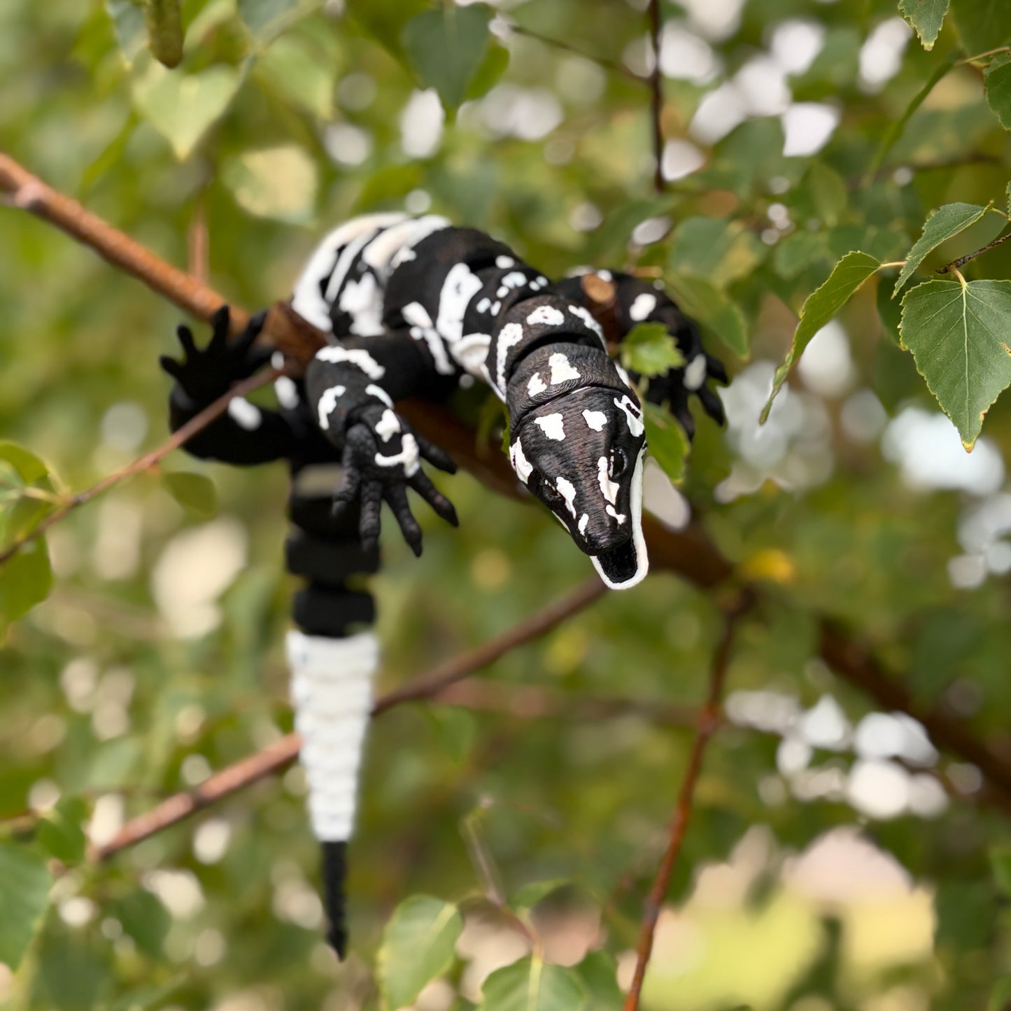 🦎 Introducing the Ultimate 3D-Printed Lace Monitor Lizard! 🦎