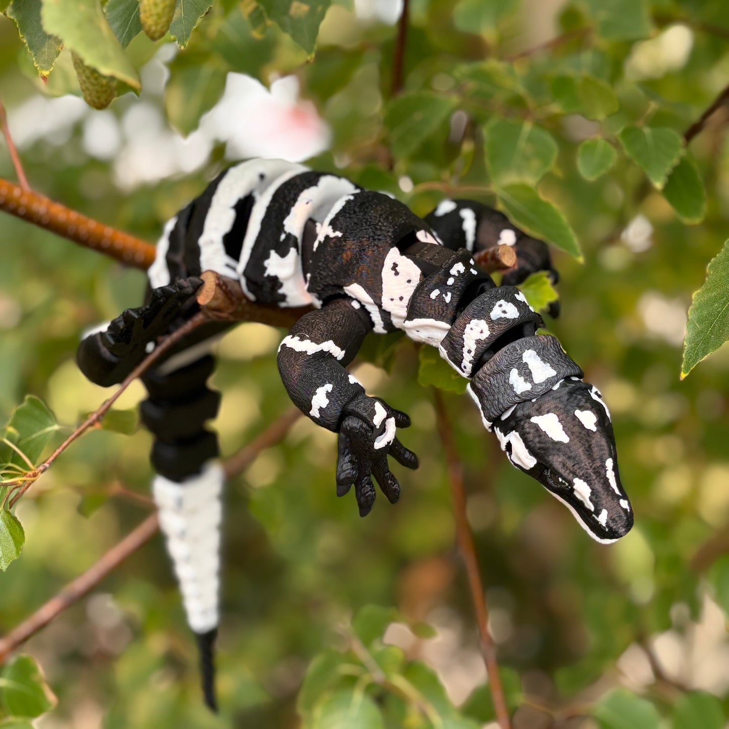 🦎 Introducing the Ultimate 3D-Printed Lace Monitor Lizard! 🦎