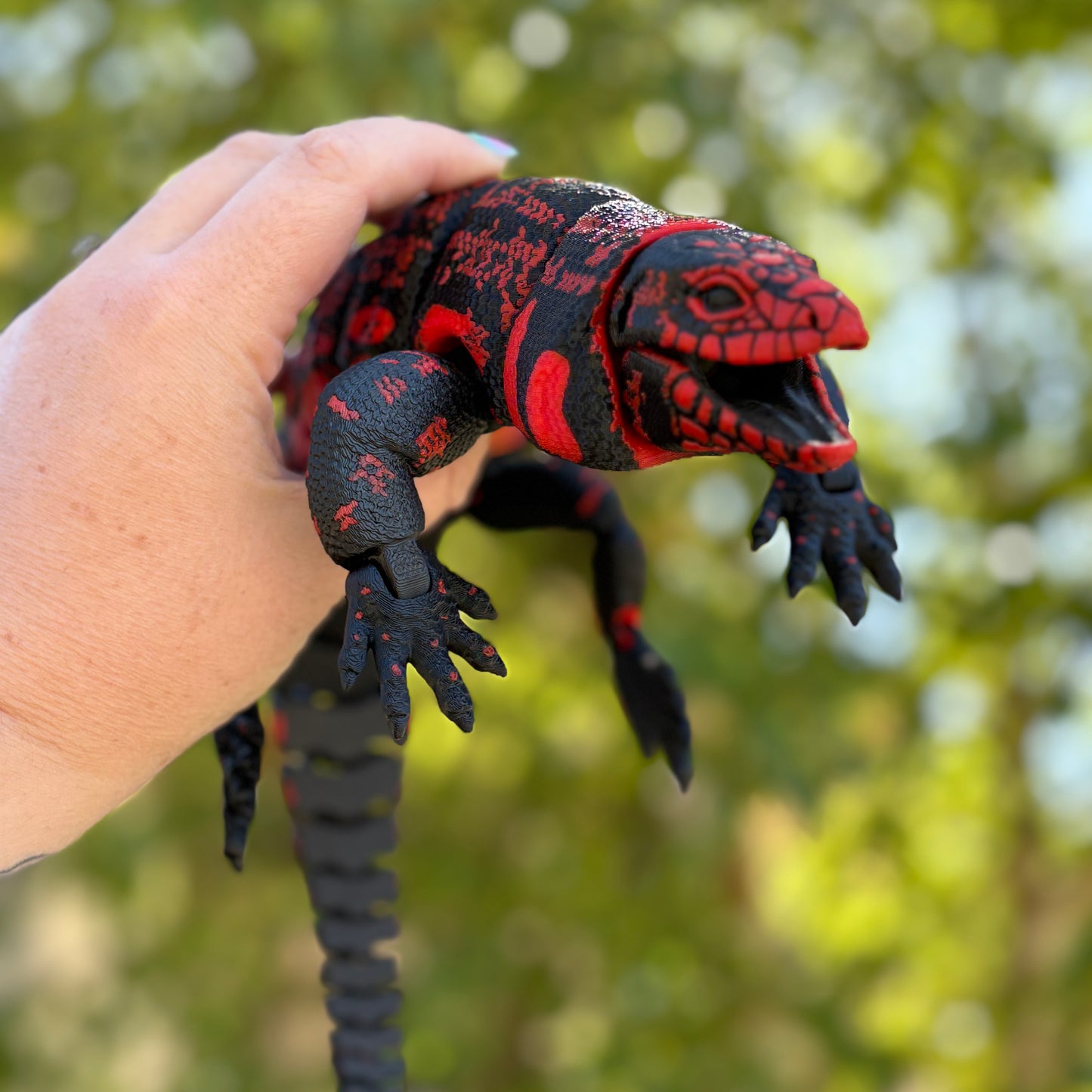 Tegu Lizard – Red & Black, 44cm of Jaw-Dropping Realism!